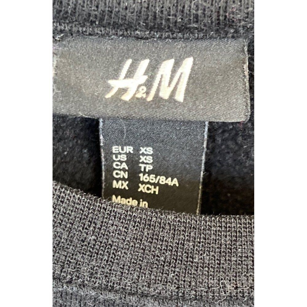 1981 H & M Sweatshirt - Picture 2 of 3